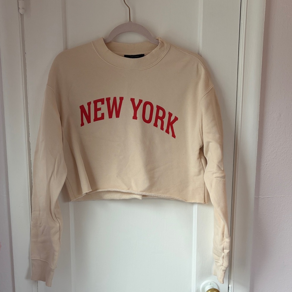 NEW YORK Graphic Slouchy Cream and Red Cropped Sweatshirt